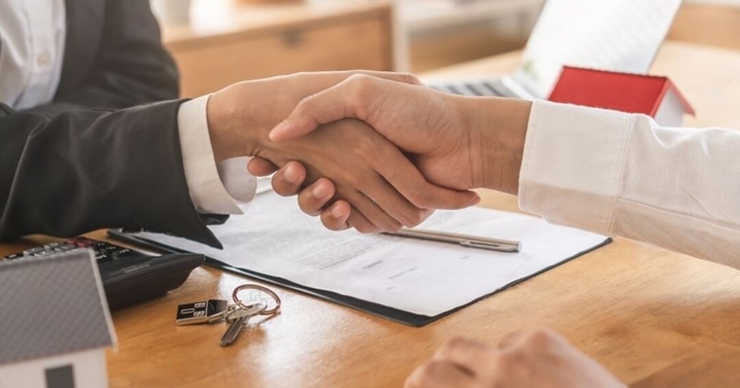 hand-shake