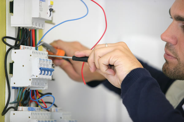 checking-electricity-residence-building