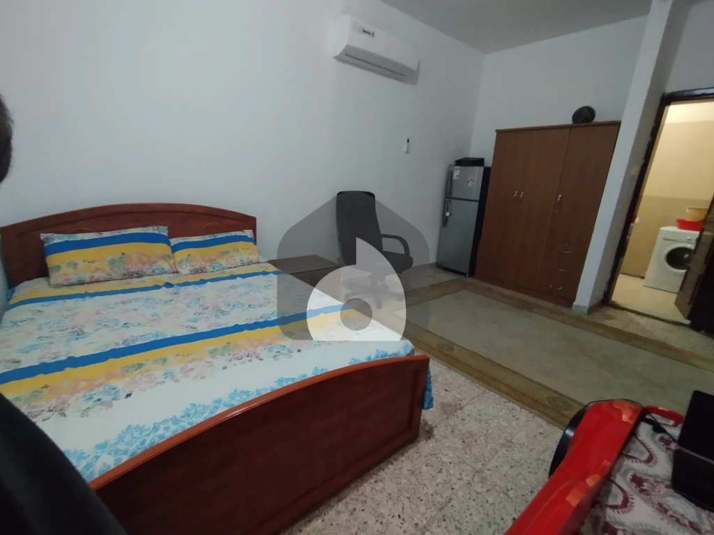 Master bedroom Room Fully Furnished in Zayd Bin Al Arqam St Abu Dhabi