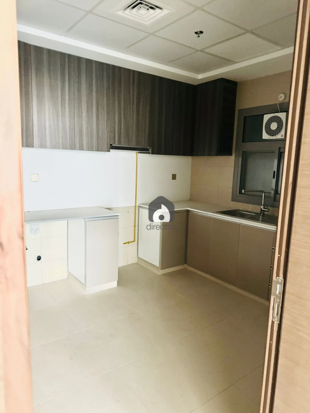 1 BHK Apartment for Rent in , Ajman ( High Floor, open view)