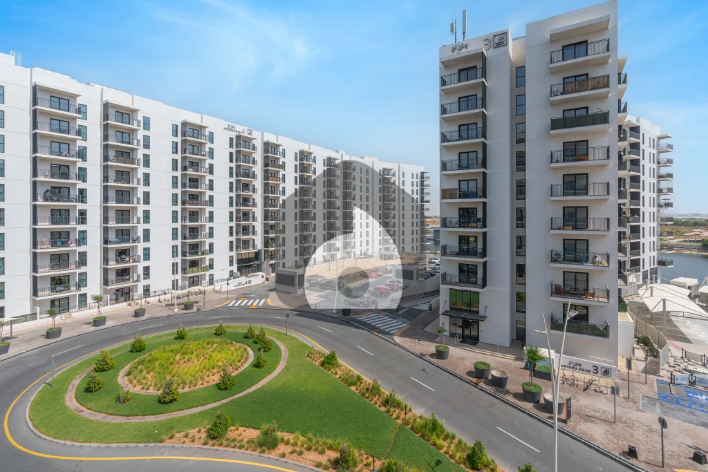 3 BHK Apartment for Sale in Yas Island, Abu Dhabi