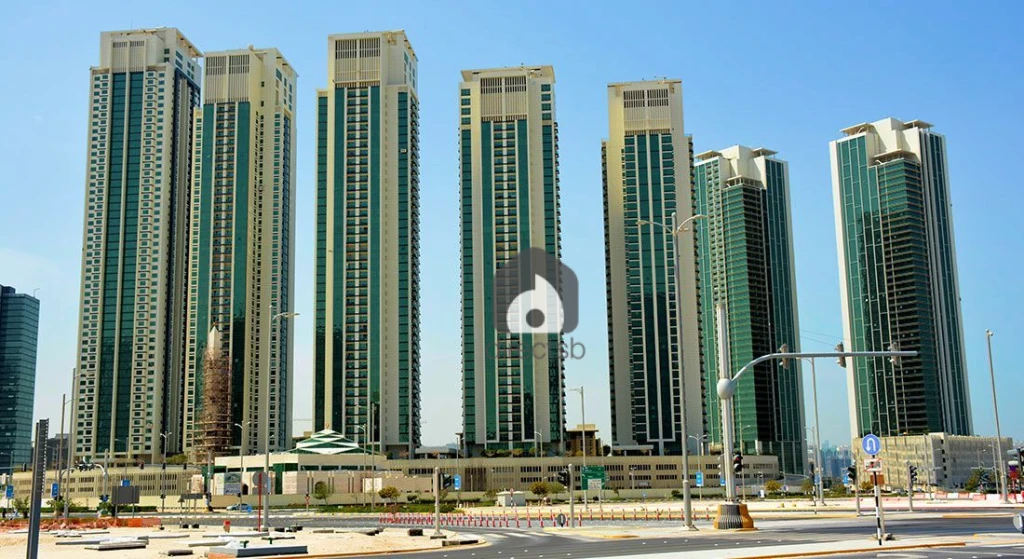 Very High Floor 1 BHK Apartment for Sale in Marina Blue Tower Al Reem Island, Abu Dhabi