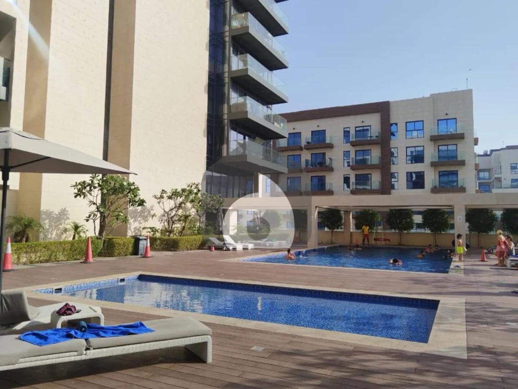 Spacious 2-Bedroom on Saadiyat Island – Sea View, Pool Access, Near NYU