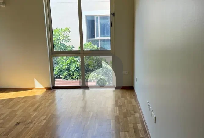 4 BHK Villa PRIVATE POOL for Rent in Khalifa City, Abu Dhabi