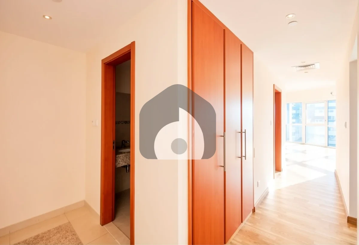 2 BHK Apartment for Rent in Jumeirah Lakes Towers, Dubai