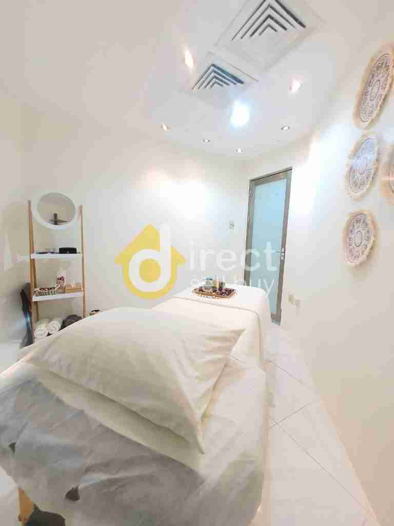 Thai Salon for Sale in Khalidiya